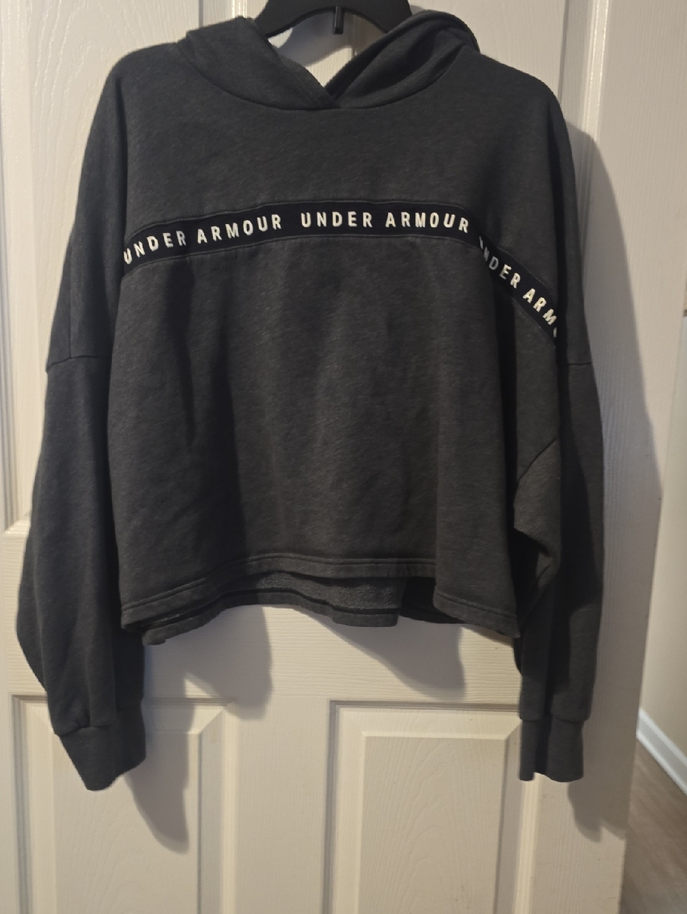 Under Armour Women's Dark Gray Cropped Hooded Sweatshirt